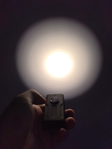 F14-beamshot