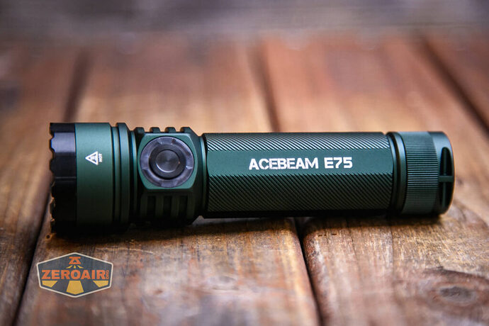 zeroair-reviews-acebeam-e75-dark-green-nichia-05-1024x683