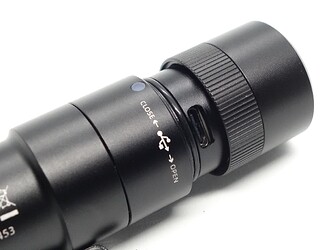 wuben-l3-closeup-charging-2