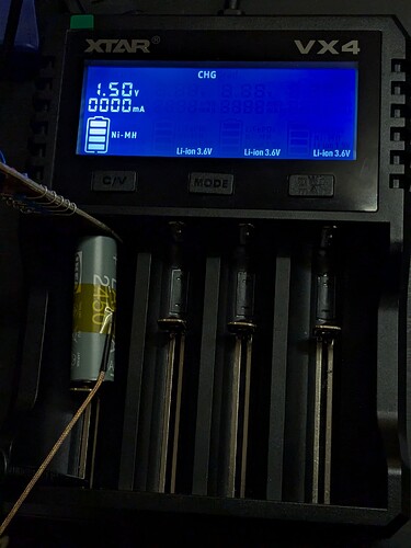 xtar-vx4-charge-ch1-nimh-1