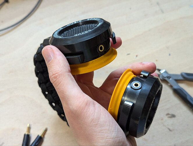 Adding the earpad spacers