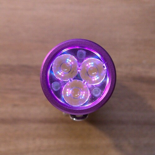 Tri-LED_AUX_Through_Optic_1000