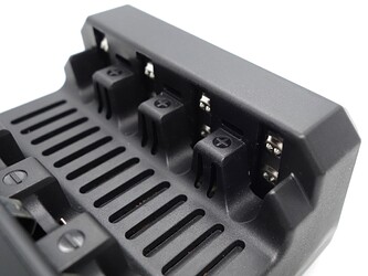 skyrc-nc3000-pro-positive-terminals
