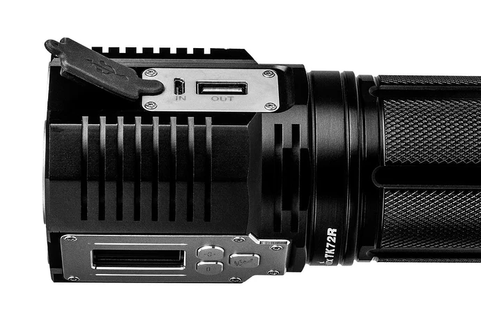 Fenix-TK72R-Flashlight-usb-port_1080x