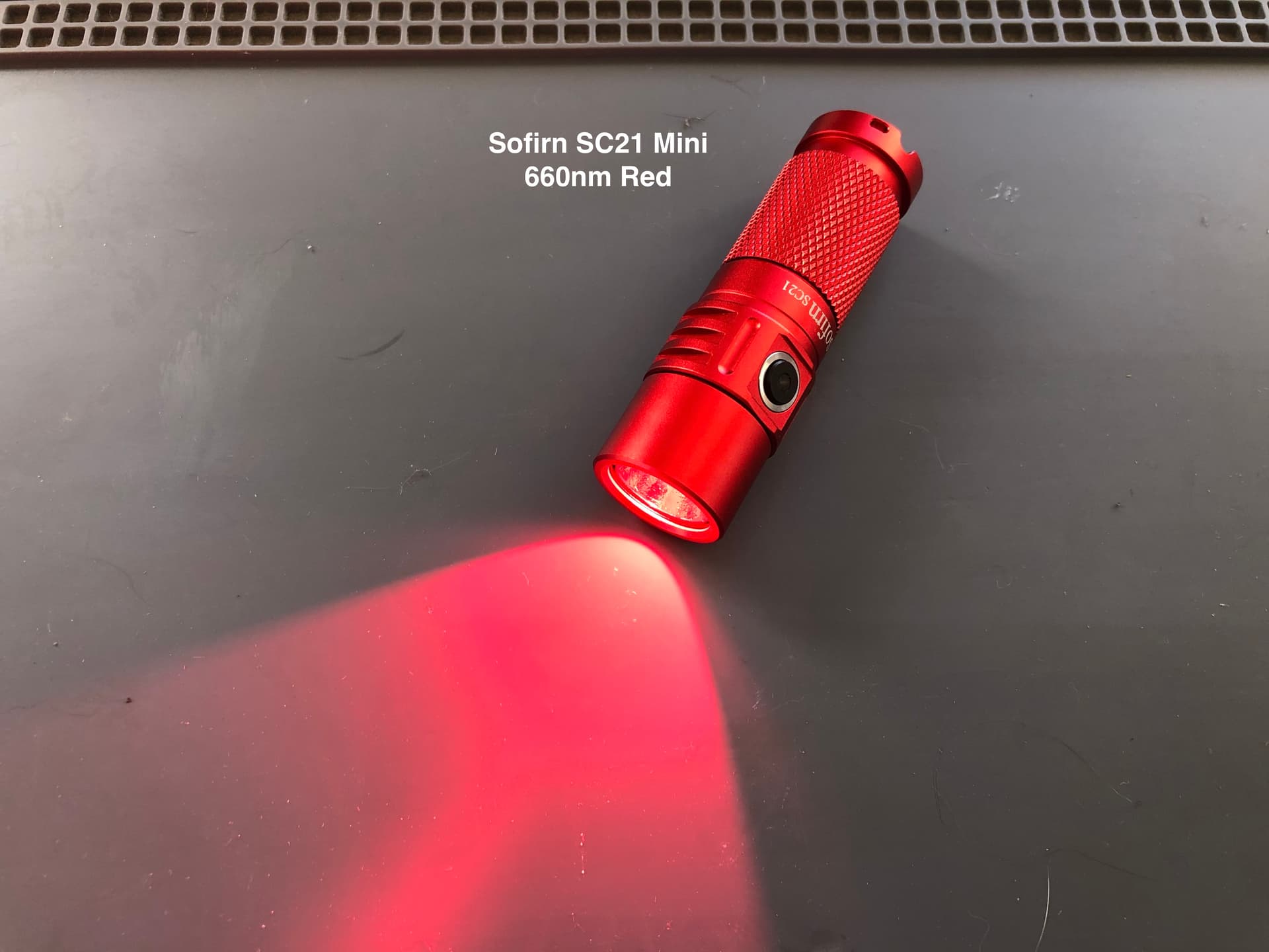 [SOLD] Blue SC21 w 2200K 519a, Red SC21 w 660nm Red, plus bundle bonus ...